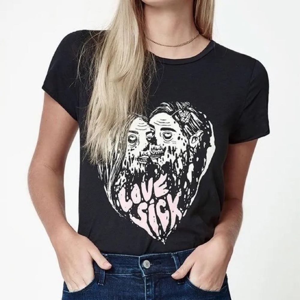 Michelle by Comune NWT love sick zombie graphic tee SIZE MEDIUM
